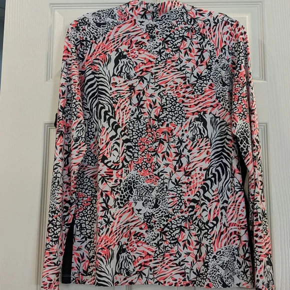 Colorful Animal Print Long Sleeve Athletic Top - Picture 11 of 11